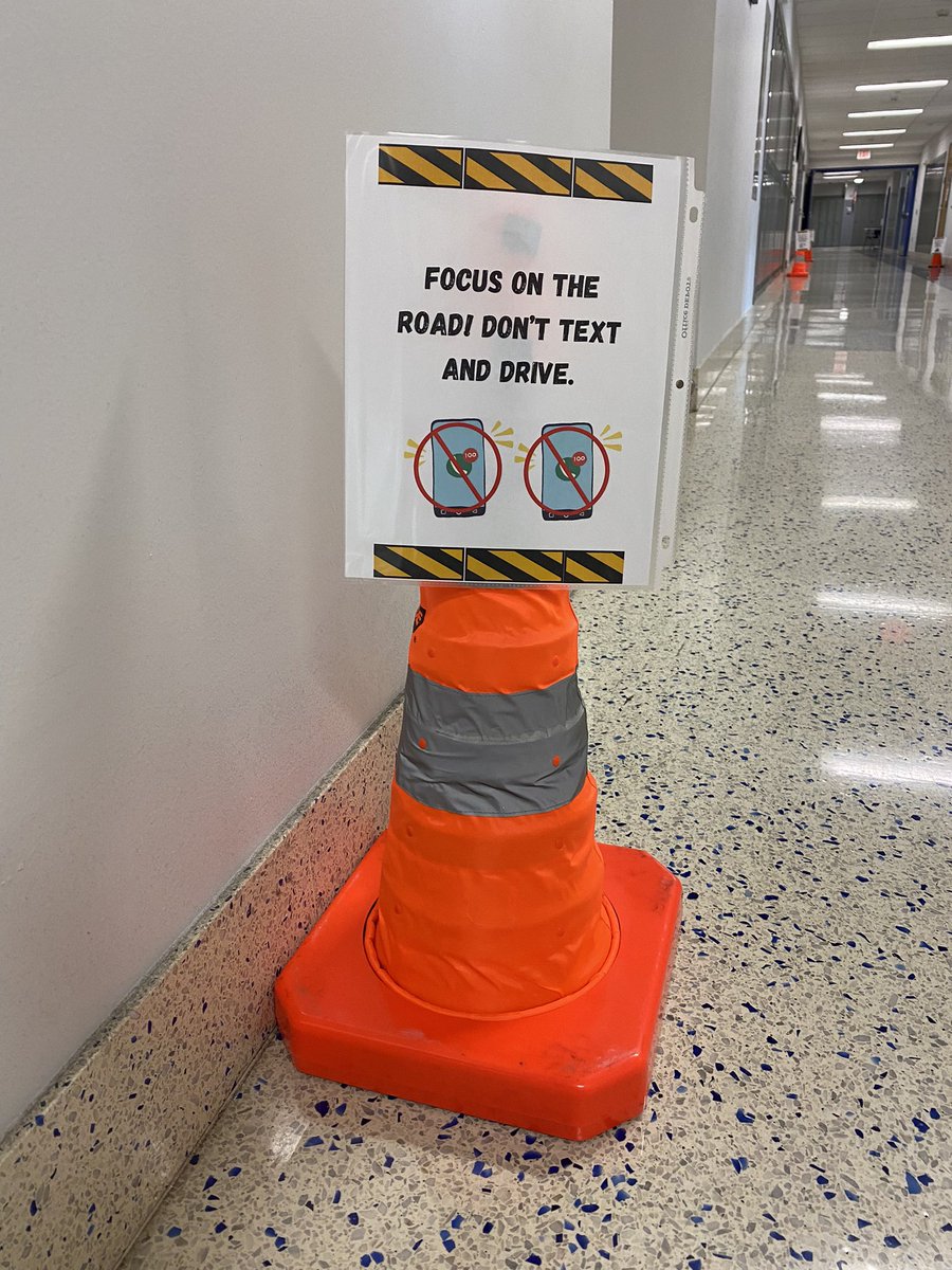 _FalconSTARs's tweet photo. Part 2-Teen Driving Safety Week ⚠️ 🚗 #YourSalisbury https://t.co/D9cWOphk7E