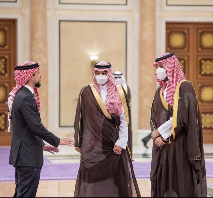 ASNA_20's tweet photo. الله يحفظك ويديمك يا قائد النهضة والتطور وخلف كل النجاحات الله يجزاك عنا جميعاً كل خير💚🇸🇦  #محمد_بن_سلمان https://t.co/EnavvZ0bi3