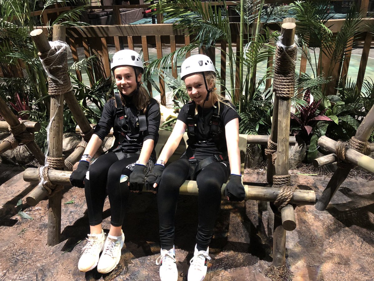 FreyaWilton's tweet photo. Had a fab time doing the @imacelebrity jungle challenge @MediaCityUK @antanddec where were you 😀#itv @itvstudios #imacelebrity #antanddec https://t.co/wBsiZjDjhe