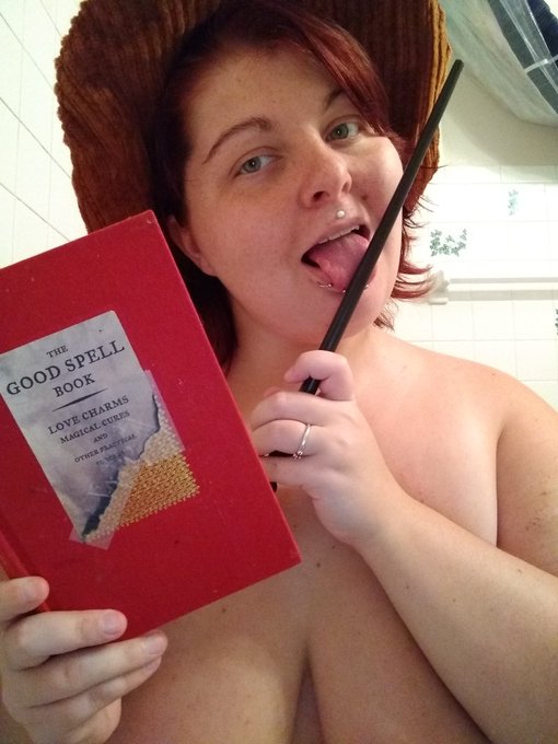 Hehehe I made a cute witch in the tub bundle for you 💋 only $4 and it has over 12 pictures 🔮👅 come check<a href="/tag/makeup"class="tags"><span>#makeup</span></a><a href="/tag/goth"class="tags"><span>#goth</span></a><a href="/tag/gothic"class="tags"><span>#gothic</span></a><a href="/tag/piercings"class="tags"><span>#piercings</span></a><a href="/tag/gothgirl"class="tags"><span>#gothgirl</span></a><a href="/tag/tattooart"class="tags"><span>#tattooart</span></a>