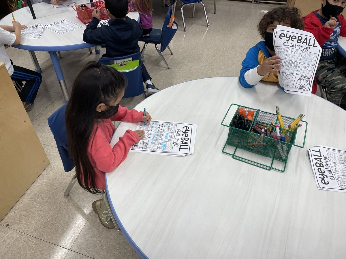 MsKallertEDU's tweet image. Happy Halloween week! We are working on reviewing concepts by completing challenges to “Unlock the Haunted House”! Wish us luck! 🖤🎃👻🧡 #weeworkhard #weeloveHalloween @WeehawkenTSD @McginleyIsabel