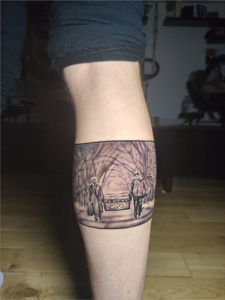 amandakel87's tweet photo. When your husband comes home with this movie scene tattoo @SteveMartinToGo 😍 #planestrainsandautomobiles https://t.co/KMZiknxGPi