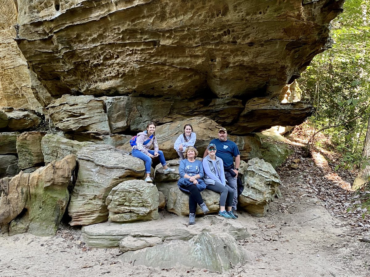 blessedmamaAmy's tweet photo. We all snuck away this weekend to my in-law’s cabin in Tennessee and hiked to see the Twin Arches! Such an amazing sight! https://t.co/HIdYp0TNko