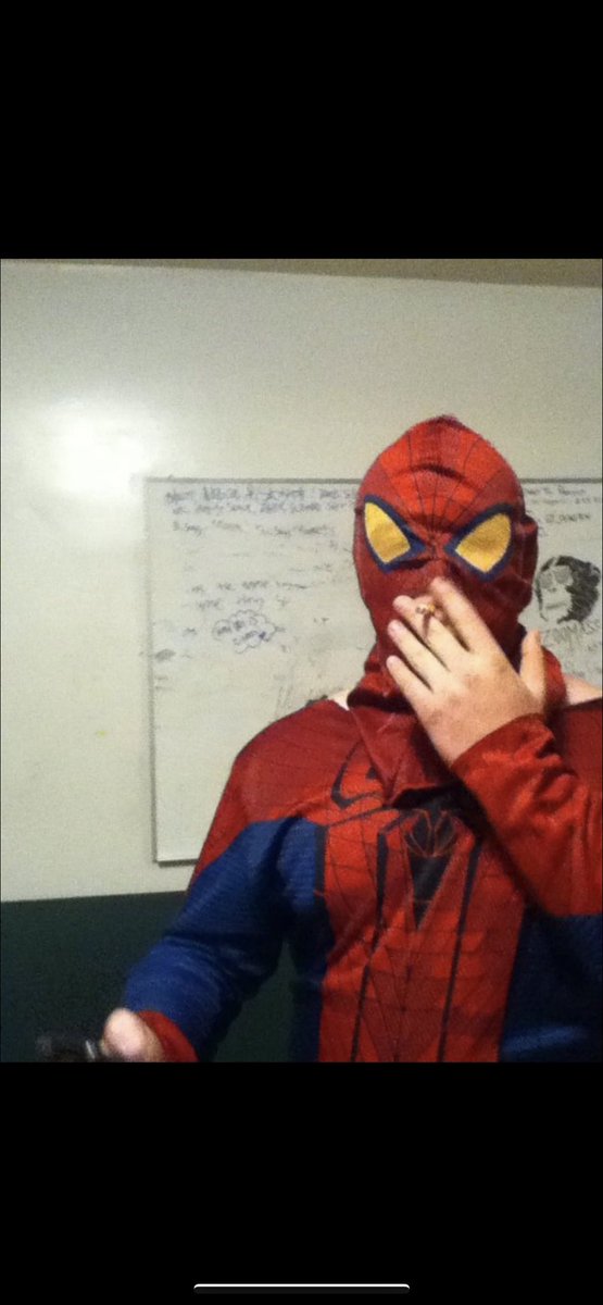 t_vemis95's tweet photo. @lil_rhino5423 Not the hero we deserve butbthe hero we need https://t.co/l4V9q8P0Bm