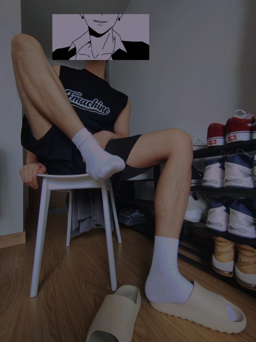 Shenyext's tweet photo. ���天起来都想闻rs…还有救吗
#gay #湖南 #长沙 #骚0 https://t.co/zIFoWgpolL