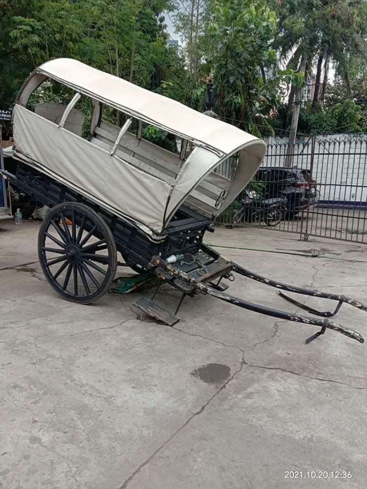 AkoSiTitoMarco's tweet photo. Pakiusap ng isang kutsero sa Intramuros 🥺💔

“Gud am poh bossing.. sensya n poh s abala bka may kakilala poh kau nag hahanap nang ganito pang display poh benta poh namin para makabili poh kami nang kabayo poh salamat poh sensya n poh s abala salamat poh 
❤❤❤🙏🙏🙏” https://t.co/rvYdgpC7e7