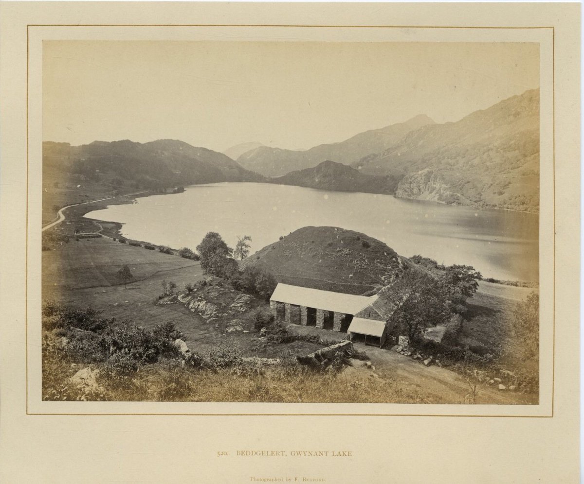 PhotoVintageFr's tweet photo. Bedford, Royaume-uni, Beddgelert, Gwynant lake 
https://t.co/vwf4mb8I11 
#AngleterreDivers https://t.co/WpNbK9h3oF