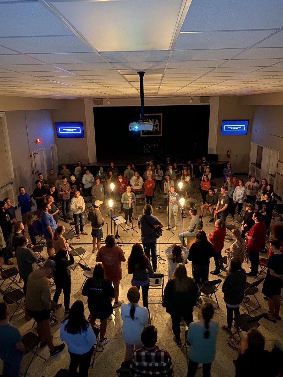 MattDanielsRIBC's tweet photo. The Lord is at work! Special night with @UNABCM https://t.co/g5lzgMYHeu