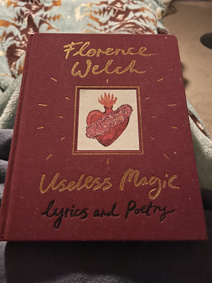 jhnnkt's tweet photo. Bubble bath tonight….2 hr massage tomorrow. And now spending some alone time with my @florencemachine bible to get some spiritual guidance and healing ❤️🩹 🙏🏻🙌🏻 self care is so vitally important! #FATM #SelfCare #UselessMagic #ERNurse https://t.co/HmaamOOJU3