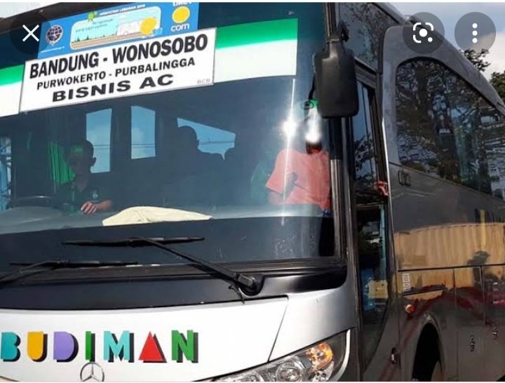 Guz1771's tweet photo. @RamliRizal Maksudnya bikin Terminal Bus, lho jadinya Terminal Airport...Ya Ndak Tau, Kok Tanya Saya 🤣🤣🤣 @msaid_didu @susipudjiastuti @febridiansyah @rockygerungreal @sudjiwotedjo @SudjiwoTedjoAsl @aguspambagyo https://t.co/a27qUOXiwy