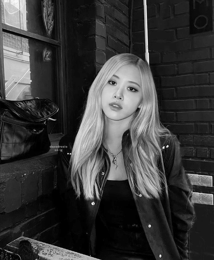 fcksooya's tweet photo. |Au Chaelisa| 

Cansada de lutar de forma clandestina, Rosé se obriga a pedir patrocínio para sua chefe, que só cederia com uma única condição: ela teria que vencer Lisa, a melhor lutadora da cidade https://t.co/PXW5Et5lPK