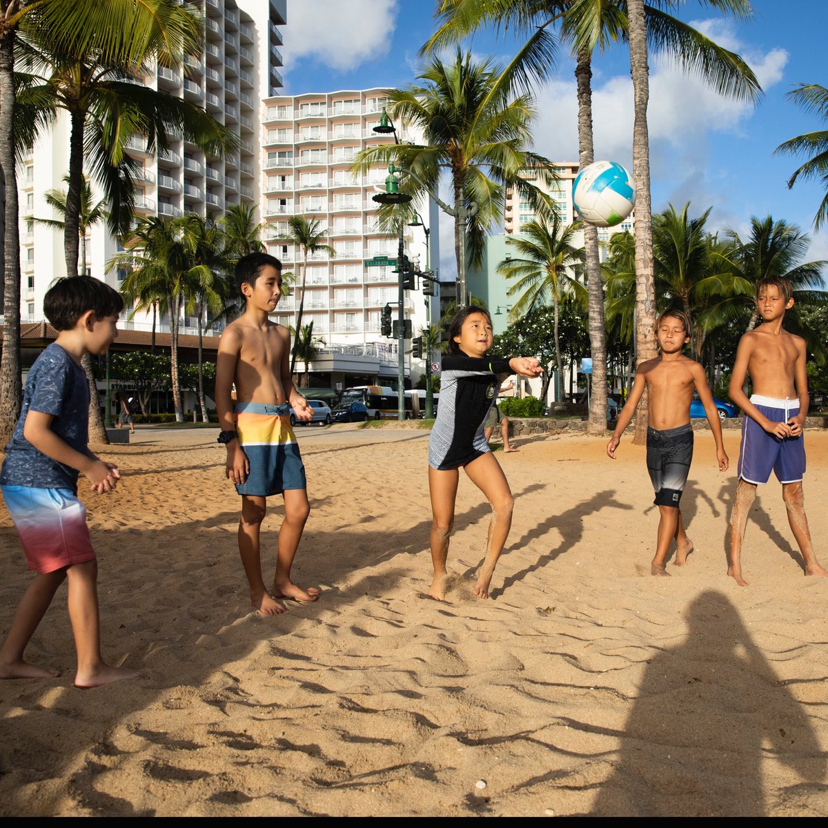 MichaelLHelms's tweet photo. Squi learning #Volleyball … https://t.co/IOK0HEnm3V