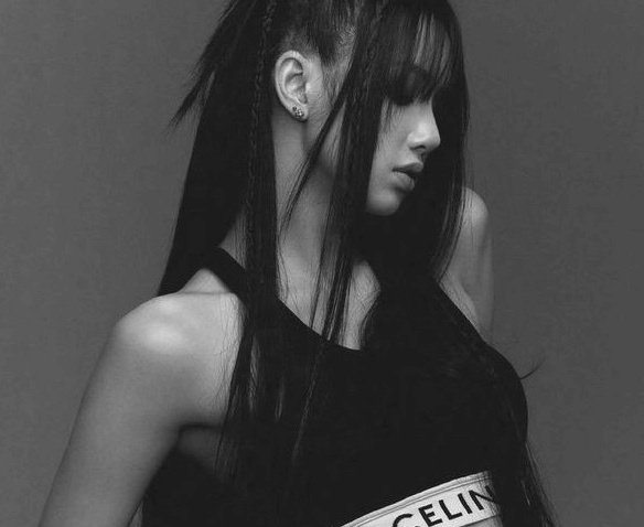 fcksooya's tweet photo. |Au Chaelisa| 

Cansada de lutar de forma clandestina, Rosé se obriga a pedir patrocínio para sua chefe, que só cederia com uma única condição: ela teria que vencer Lisa, a melhor lutadora da cidade https://t.co/PXW5Et5lPK
