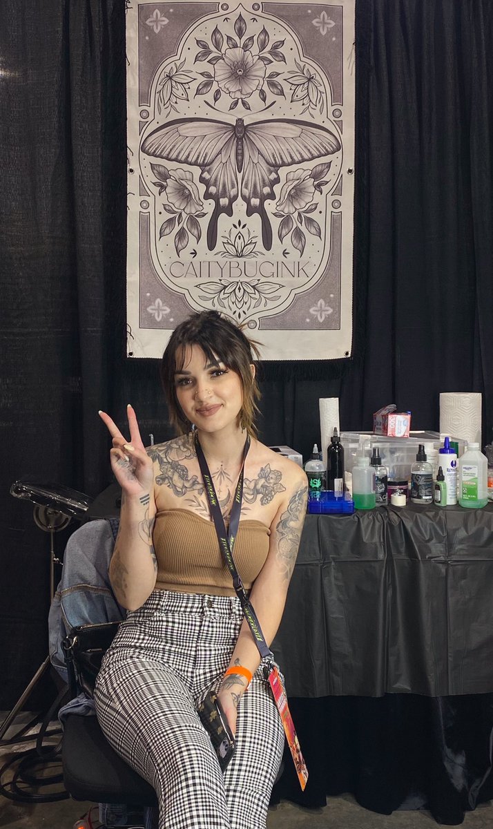 caitybugink's tweet photo. this lil tatter’s first convention! 🤠 https://t.co/OaTw8kgBrr