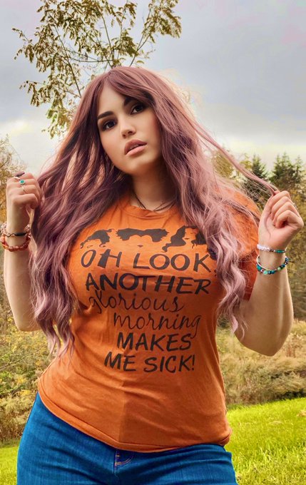 &ldquo;Oh look, another glorious morning&hellip; makes me sick!&rdquo;  &mdash; #HocusPocus  🍂🔮🧹🧙&zwj;♀️🎃🧡🖤🦇 https://t.co/BQSsxyO<a href="/tag/hocuspocus"class="tags"><span>#hocuspocus</span></a>