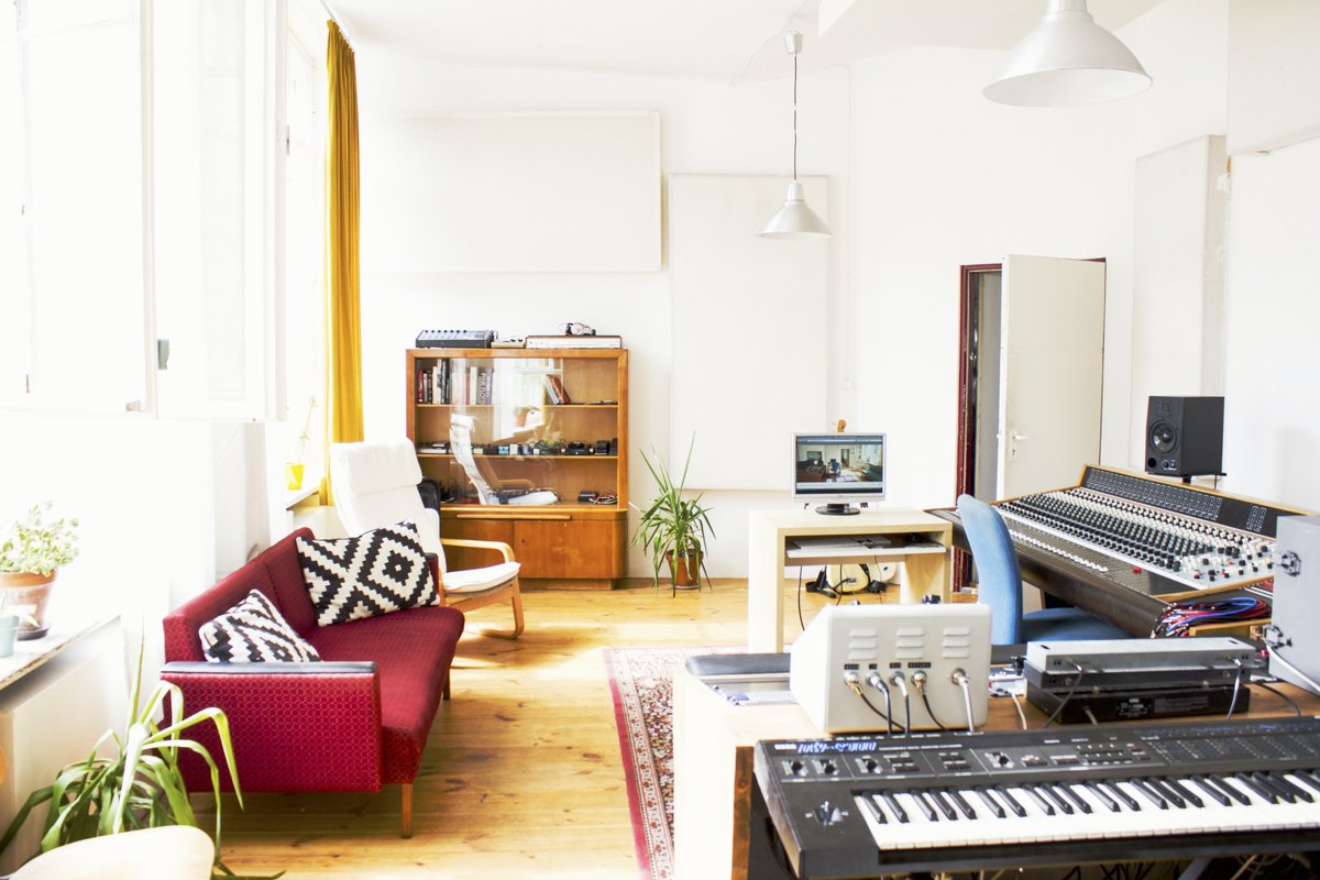 Studiotime tweet media