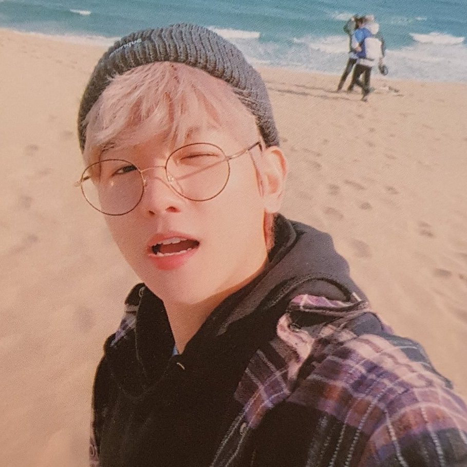 DakruoM_twt's tweet photo. · ⠀💥 ، 𝐃𝐀𝐊𝐑𝐔𝐎 𝐌 ⦂ WE ARE THE ﹟𝑭𝑼𝑻𝑼𝑹𝑬．⊹ ︎ ︎ updᥲtᥱ  ,,__  𝕖𝐯𝐞𝐧𝐭。🜲   #ASAPCHARM

La vida me dio la sorpresa de que hoy es el #STAYCHARMCB y los astros se alinearon para que me encuentre presente con mi peculiar energía a bailar.

✦ #KENAI 🧸! ♡ https://t.co/aAMrQ9YnEt
