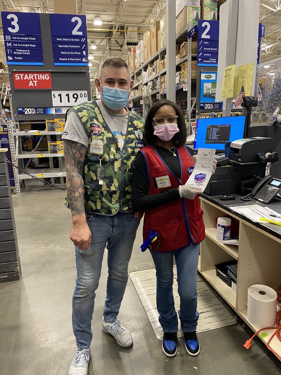 Hutch_Kimberly's tweet photo. Here is Dedham ASM Ops Chris handing out service stars to our STAR customer service desk associates, Tiffany and Jada! They are both always so friendly and embody SMART service every shift. Well deserved! Thank you! #frontendappreciation @SanjaPHopper @Bracken73P https://t.co/nHj37Yp1bM