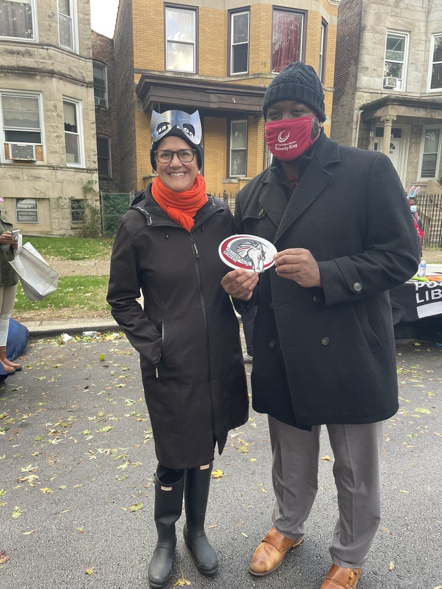 KKCRecruiterJG's tweet photo. I had a wonderful time today connecting with the citizens of Englewood at 6100 S. Green during the  On The Block event today. We are #KKCDifferenceMakers @KK_College @KKCEnrollment https://t.co/RCGVi46xEh