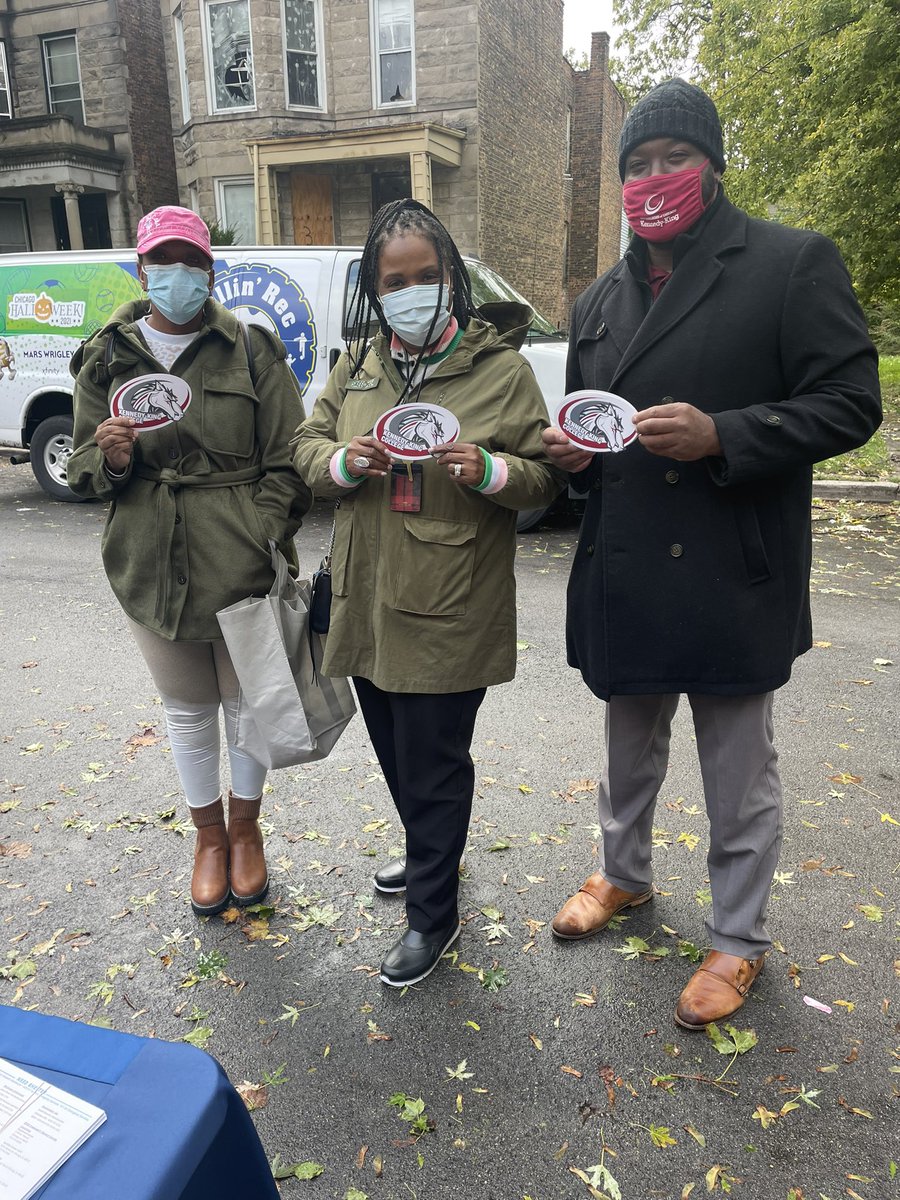 KKCRecruiterJG's tweet photo. I had a wonderful time today connecting with the citizens of Englewood at 6100 S. Green during the  On The Block event today. We are #KKCDifferenceMakers @KK_College @KKCEnrollment https://t.co/RCGVi46xEh