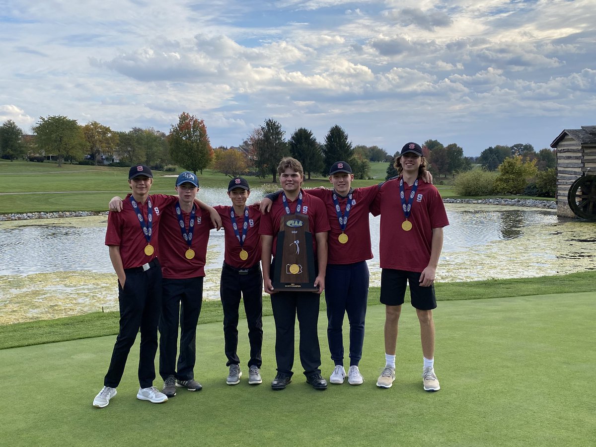 scasdathletics's tweet image. Hail Maroon and Gray!!
2021 STATE CHAMPS 🦁🏌️🏆
Be at the back of the South High School at 8:15 to welcome the champs home!!!!
📸: Mindy Sabol