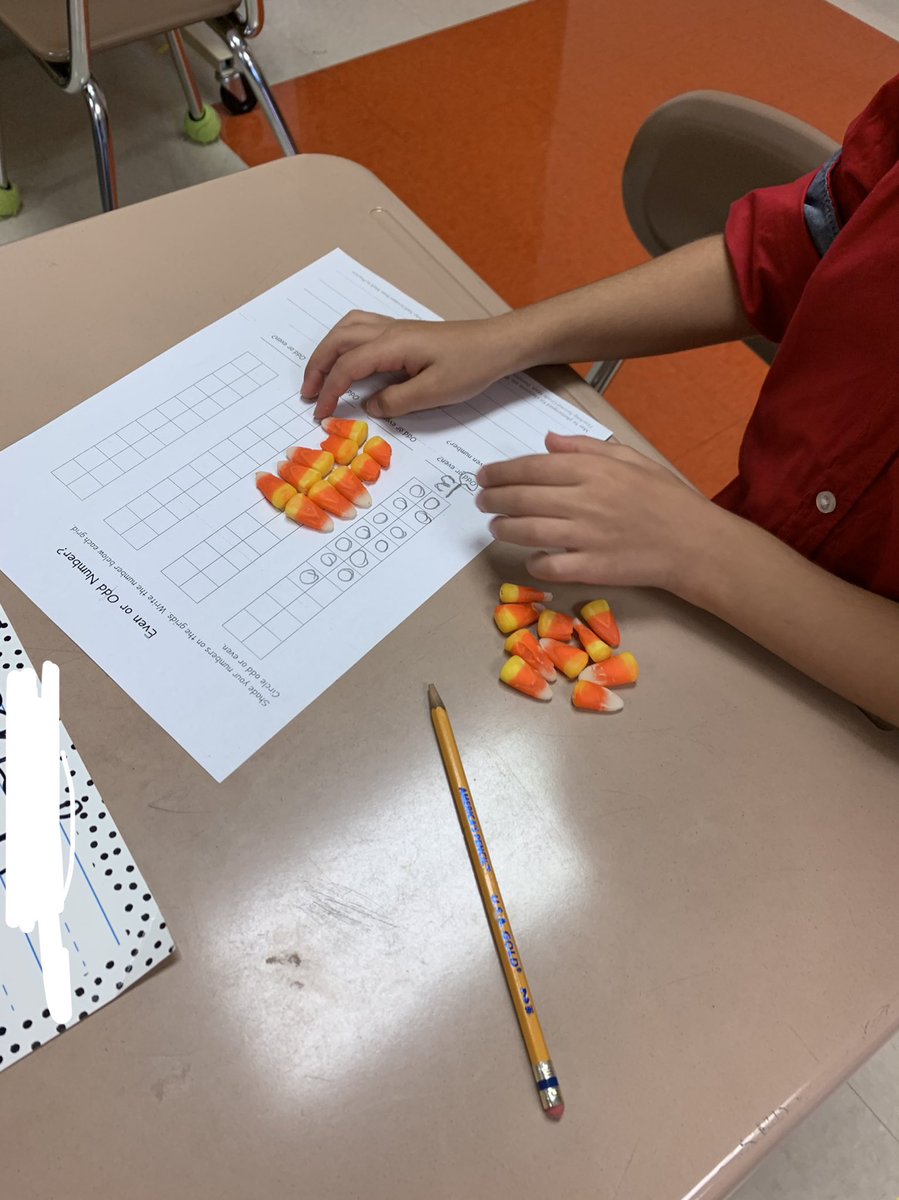 BCEmsharbin's tweet photo. We had so much fun exploring even and odd numbers by creating equal groups with candy corn! 🎃@goostreek @SusanLoveless23 @epps_season https://t.co/YRuBCJvCA9