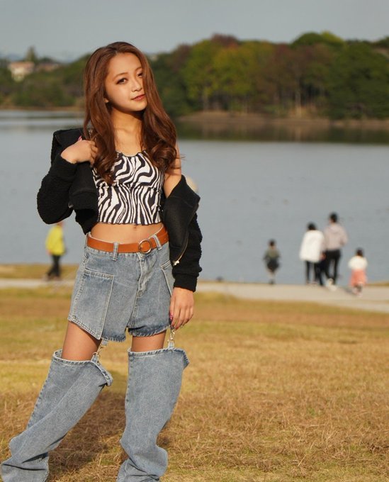 Twitterのコスプレ画像23