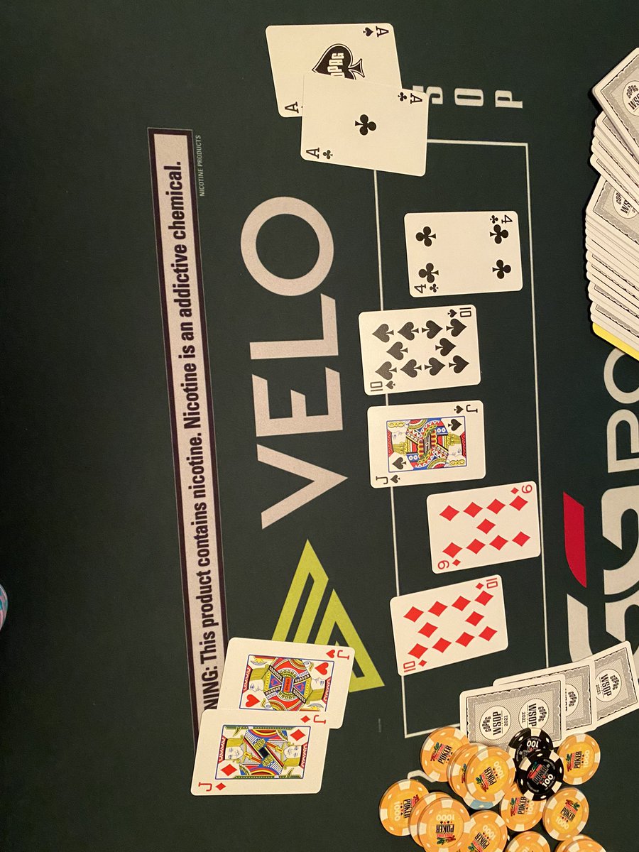 MixMazterMatt's tweet photo. When CM gets it in with AA vs JJ on this flop and loses, he takes a picture for mama. https://t.co/9DrpyEMquZ