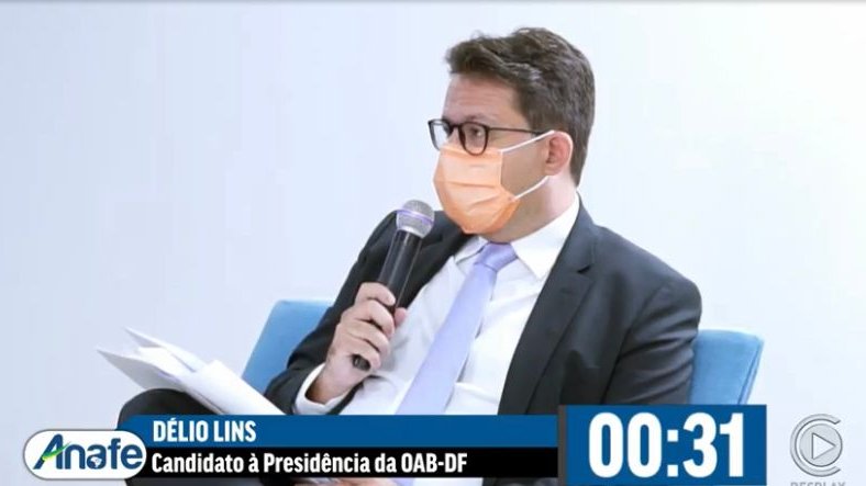 LinsDelio's tweet photo. A OAB/DF foi uma das que mais lutou por questões como a paridade de gênero e cotas para negros. E, hoje, nós temos uma Casa muito mais democrática e aberta ao cidadão e, especialmente, à advocacia. #Delio20naAnafe #Debate https://t.co/TPsLlF7e3z