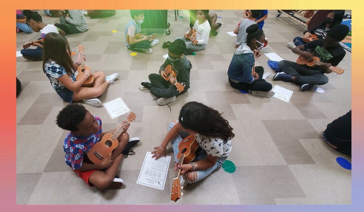 SnapClapPat's tweet photo. So proud of my 4th &amp; 5th Grade @JSES_Stallions! 😍 They went from never having played a #Ukulele before, to co-constructing success criteria, knowing how to self-assess AND give each other peer feedback! 👏🏽 #StudentOwnership #PeerPower #FBISDLearns #JEPL #PDinAction @FortBendISD https://t.co/SsaHZaAaFY