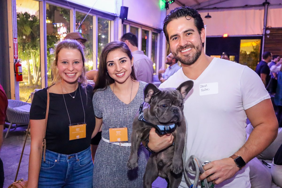 UnitedWayMiami's tweet photo. Last Thursday, #LINCMiami members &amp; friends mixed, mingled and networked at their first in-person social event since 2020🧡! Special thanks to our sponsor @FirstBankFl and Lisboeta for the treats! To become a member visit: https://t.co/vnPYUjOJOR https://t.co/W88MpMEKSp