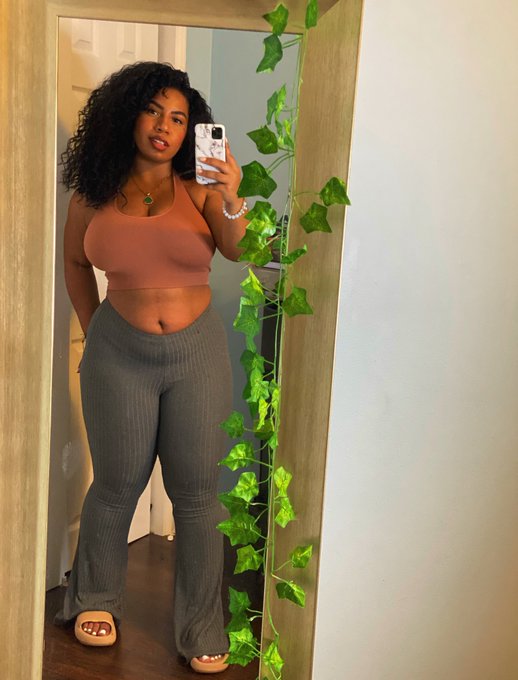 Comfy 💚 https://t.co/SkDLgfImIU