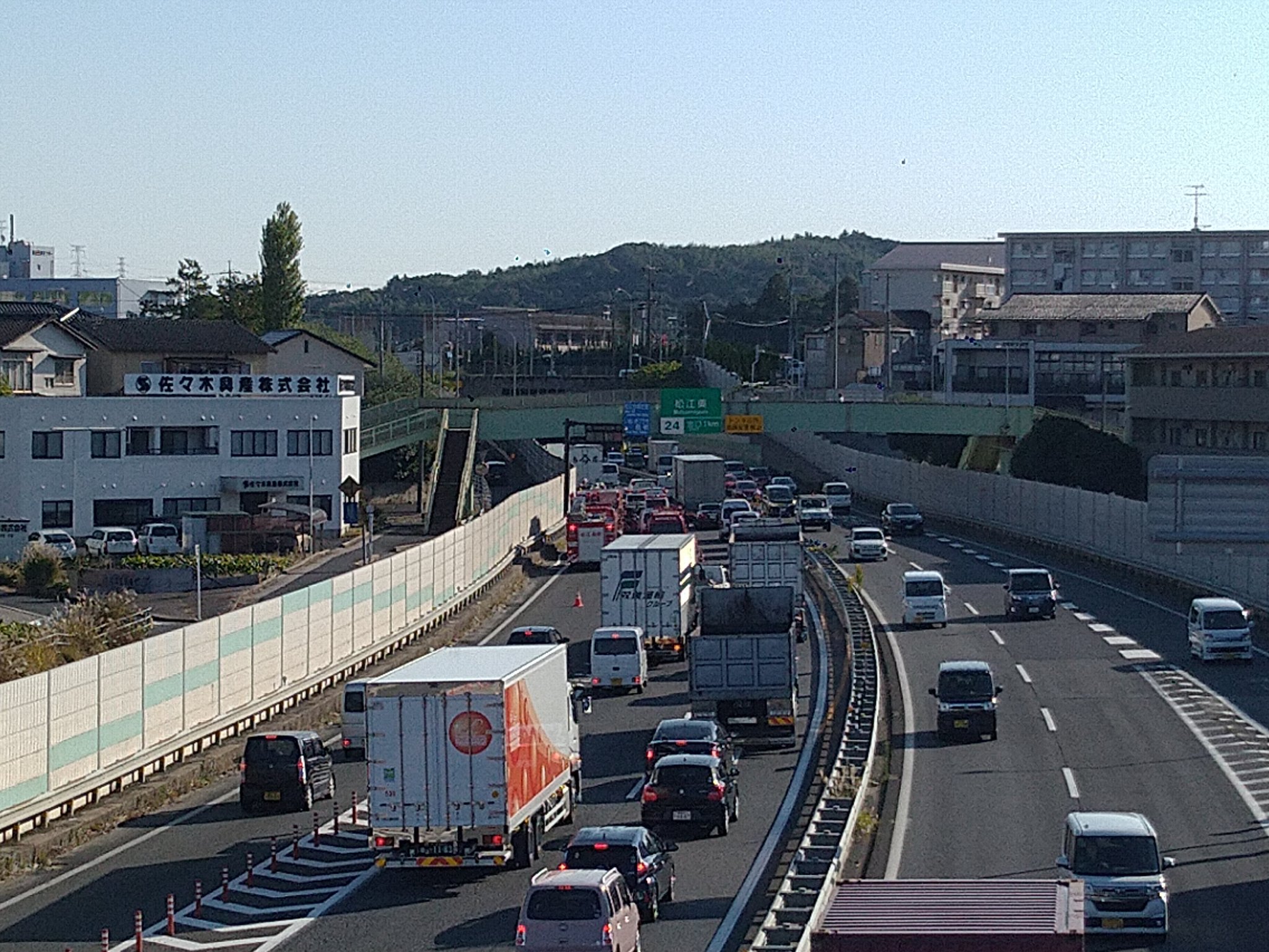 株 松浦発電所 山陰道上り 米子方面古志原トンネル手前ic合流地点で事故 車線規制中 松江中央付近渋滞中 松江 島根県 山陰道 交通情報 事故 渋滞情報 T Co Cjdqnnftzv Twitter