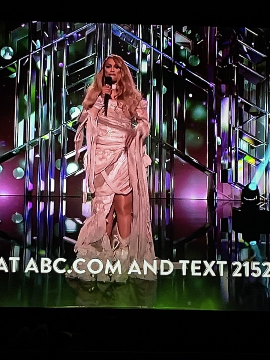 Daviesallison1A's tweet photo. Tyra’s outfit is why there was a toilet paper shortage  #DWTS https://t.co/kbPO6UUokI