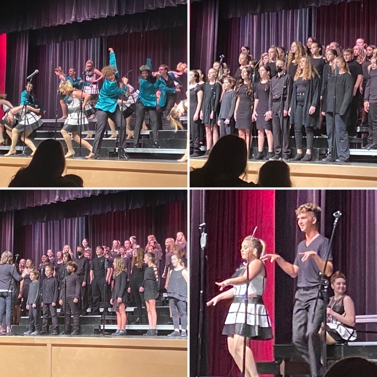 MUEVS_Super's tweet photo. Packed house for the first public performances of the MUMS Choir &amp; MUHS Show Choir! Cannot reveal too much about the high school musical and Show Choir preview…just have to get out and see them! Spoiler alert: Lilian Macke will be amazing in the lead! #BulldogPride #ComMUnity https://t.co/KM992CGZI5