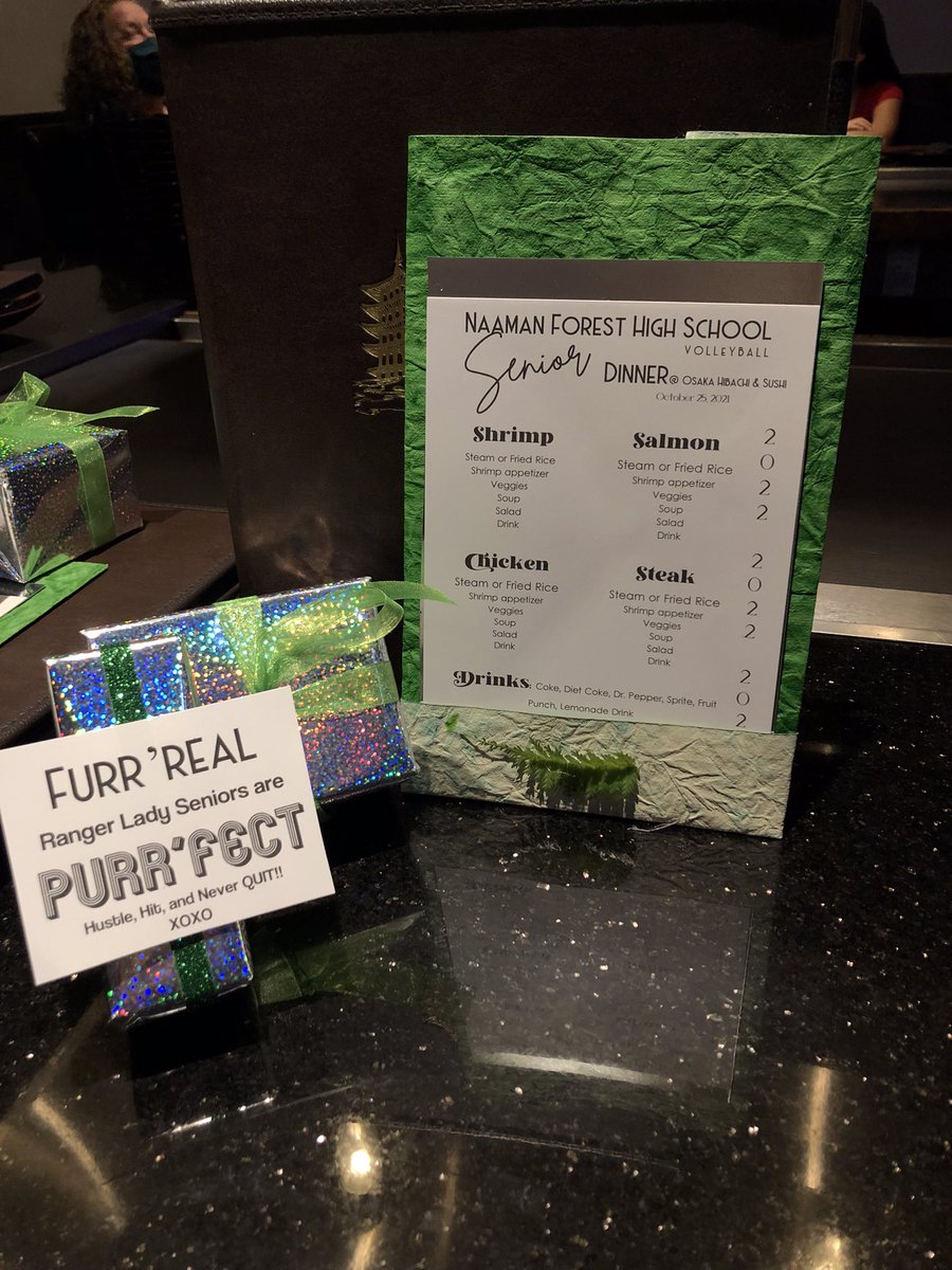 NfhsVolleyball's tweet image. Celebrating our SENIORS tonight!!!! #nolimits #osaka