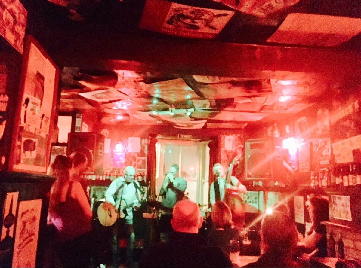 PriSu_Eco's tweet photo. @acambridgediary What a shame 🥲 Such a character pub!Used to go in to watch bands such as #theblackjackblues https://t.co/QITrK8YBWz