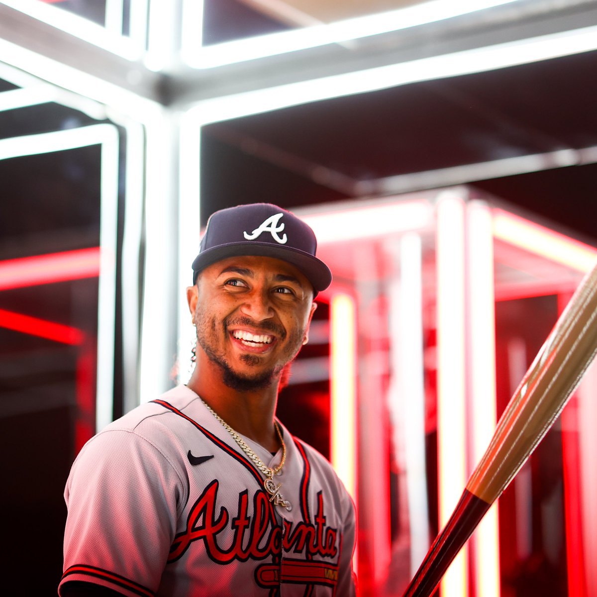 Braves's tweet photo. Photo shoot: #WorldSeries edition 😎 https://t.co/OOSR5x0uzh