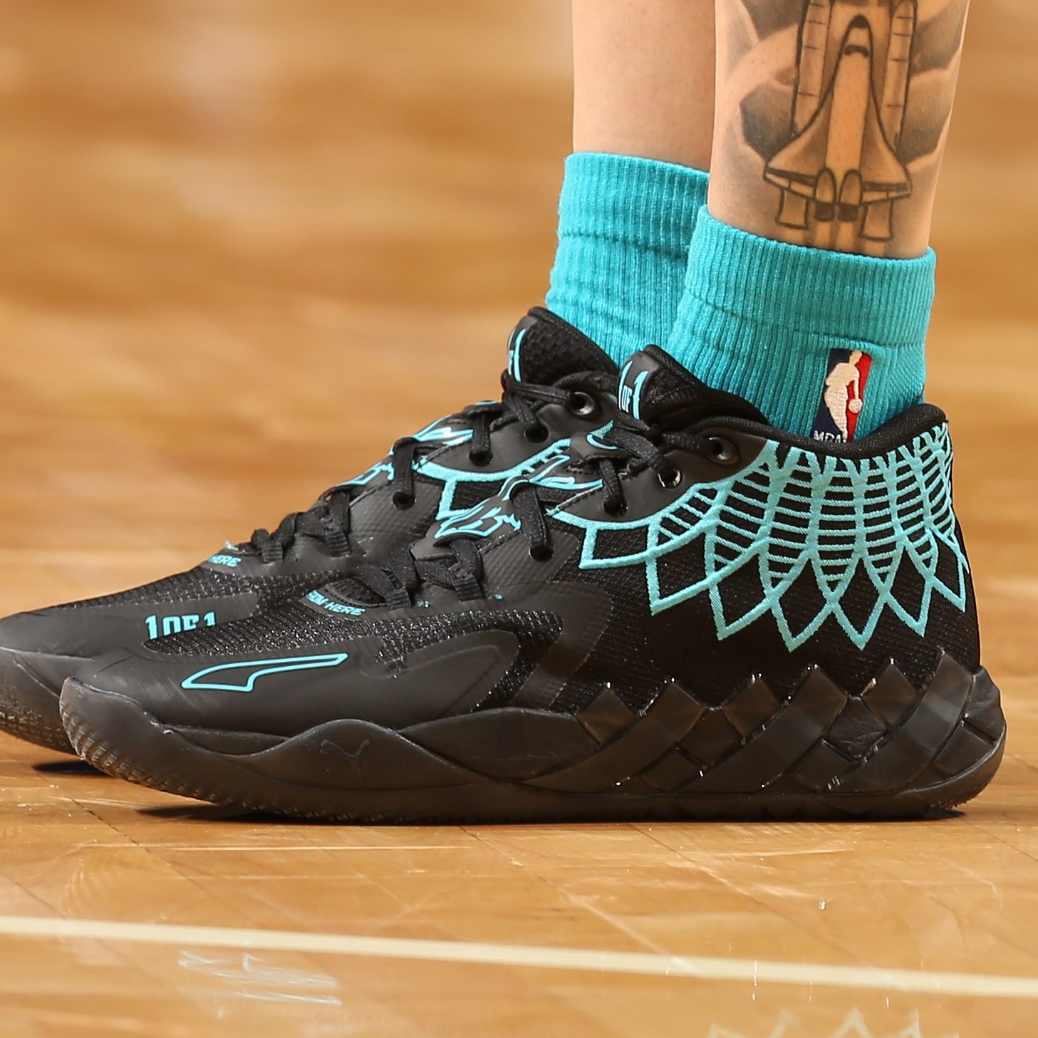 B/R Kicks on Twitter: 