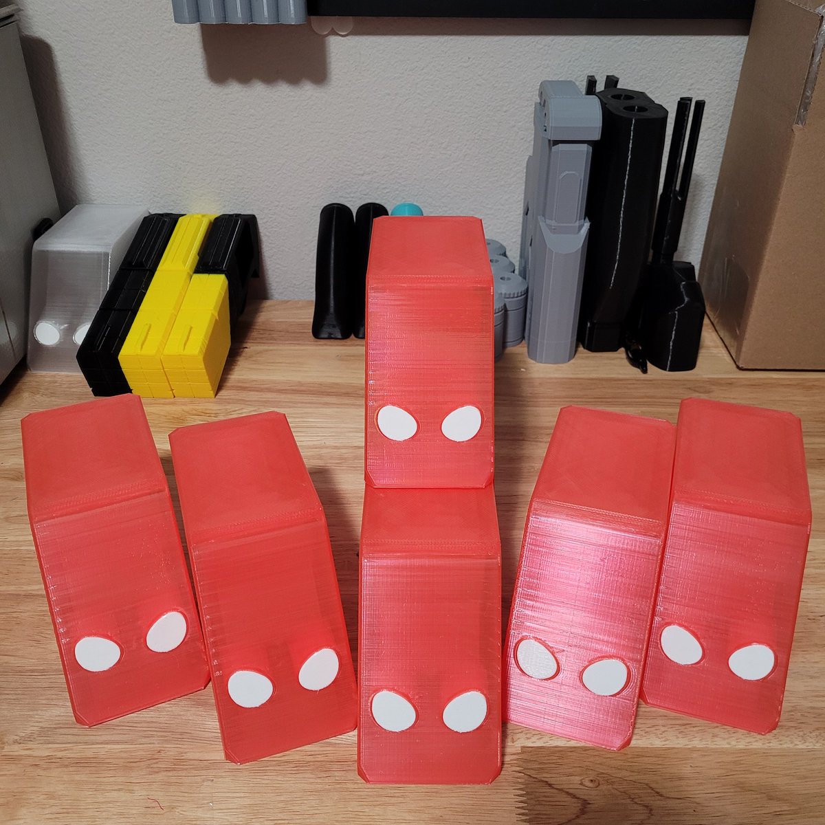 AlphatoZetaInd's tweet photo. A whole bunch of Butlrs are going to be looking for a new home soon.

Printed on a @lulzbot3D #taz6 on @ITWorks3DPrint #toolheads using @Polymaker_3D #polylitepla

#halo #haloinfinite #halocosplayer #haloprops #cosplay #cosplayer #cosplayer #3dprinting #3dprint #Butlr https://t.co/UGE2GrF2Gs