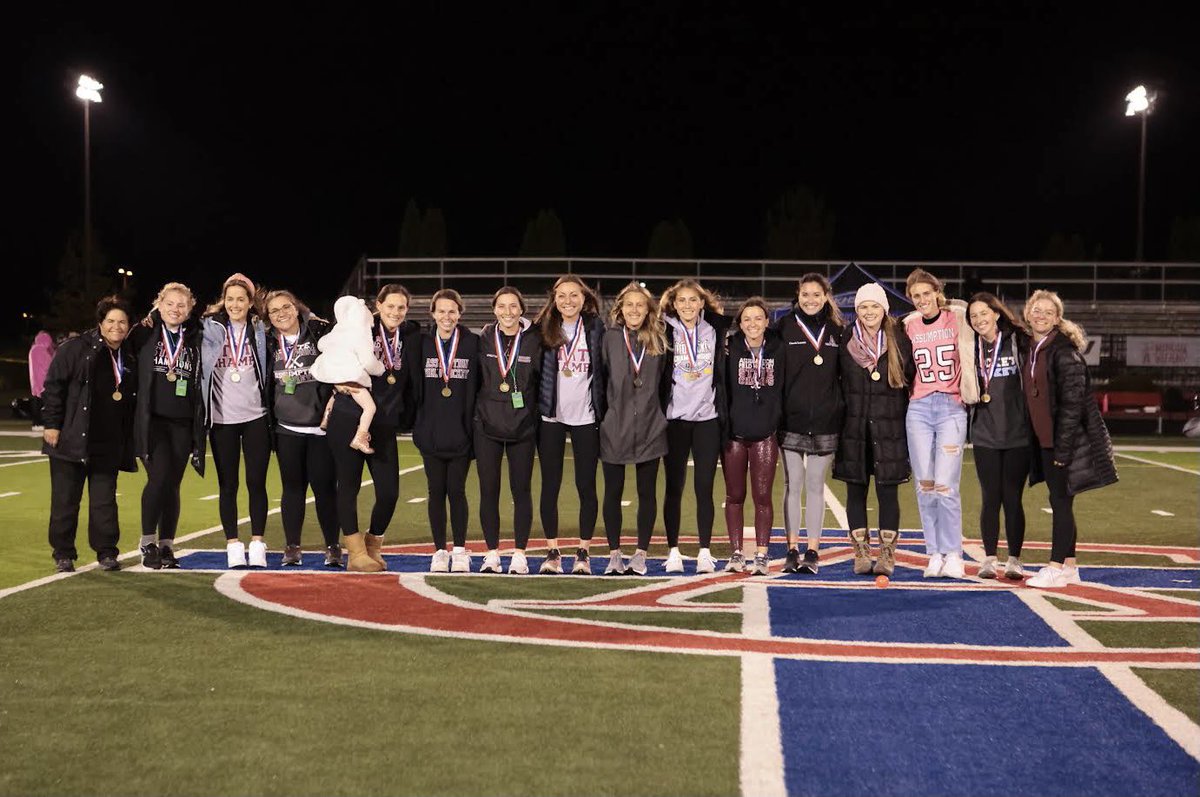 KHSAA's tweet photo. Welcome back to the 2014 Assumption Rockets, winners of the first KHSAA State Field Hockey Tournament.

We bring this group of champions back to help celebrate the 50th Anniversary of Title IX being signed into law.

#TitleIXat50_KHSAA

@NFHS_Org https://t.co/lWT5Kc5rHb