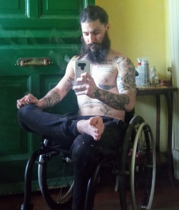 Expired.Pirate’s pics and videos