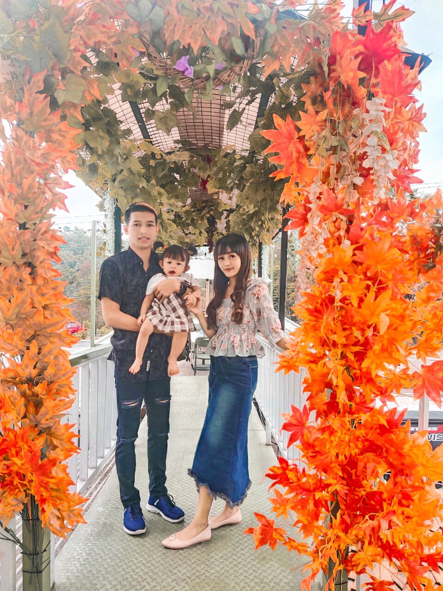 meidistadp's tweet photo. Dulu gini : kapan ya bisa foto ber3
Sekarang : alhamdulillah ya udah squad lengkap 👨‍👩‍👧 https://t.co/ofmsS0wQKq