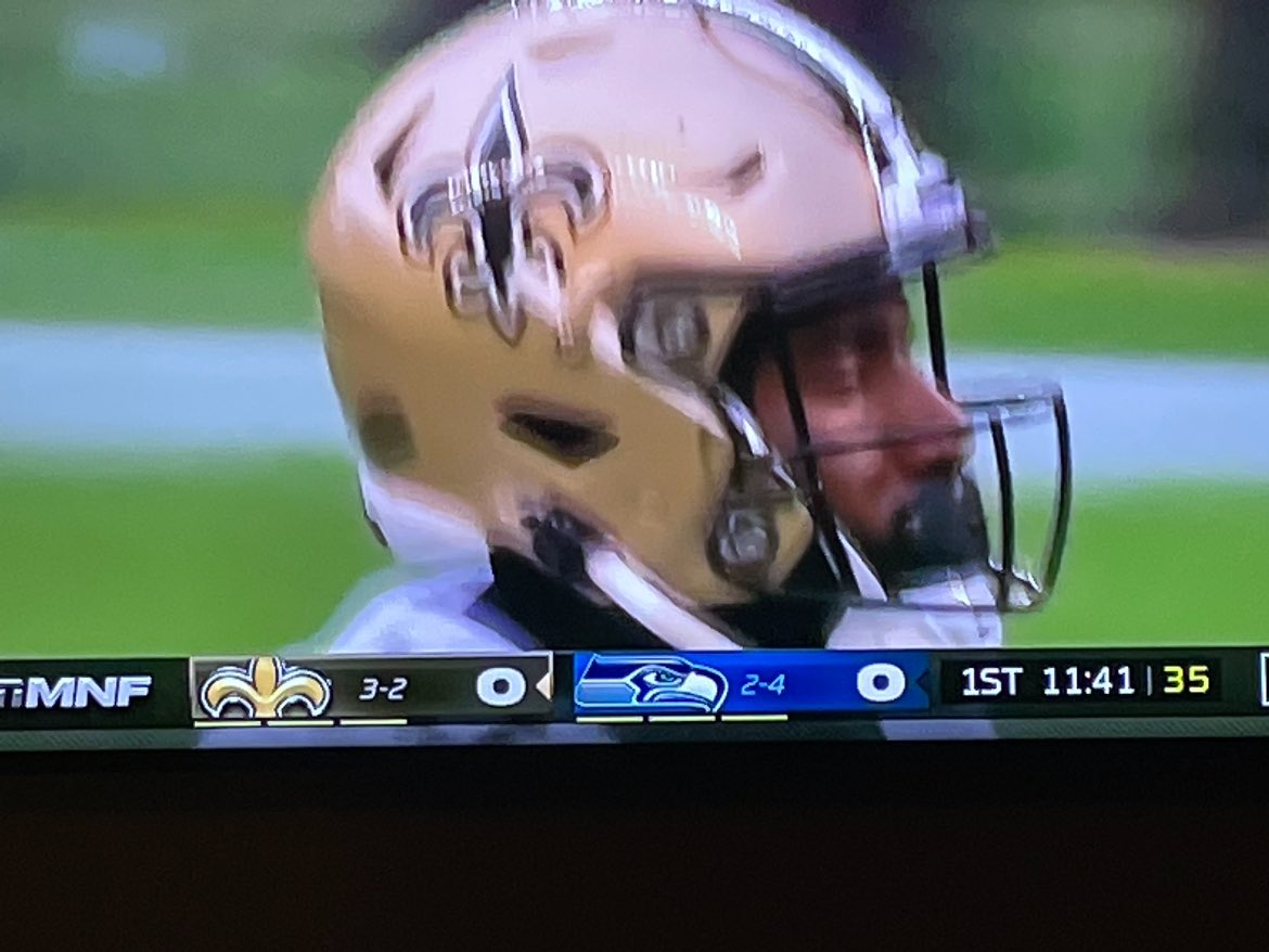 HelenStewartHTH's tweet photo. According to my 5 year old, it’s the water hawks vs the bananas.  I now can’t unsee bananas. https://t.co/Z66AuMvHFM