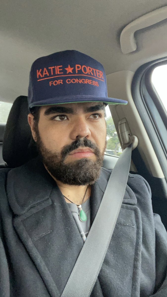thepatrickrazzi's tweet photo. Me ordering Starbucks today @RepKatiePorter https://t.co/hJNL9mZBra