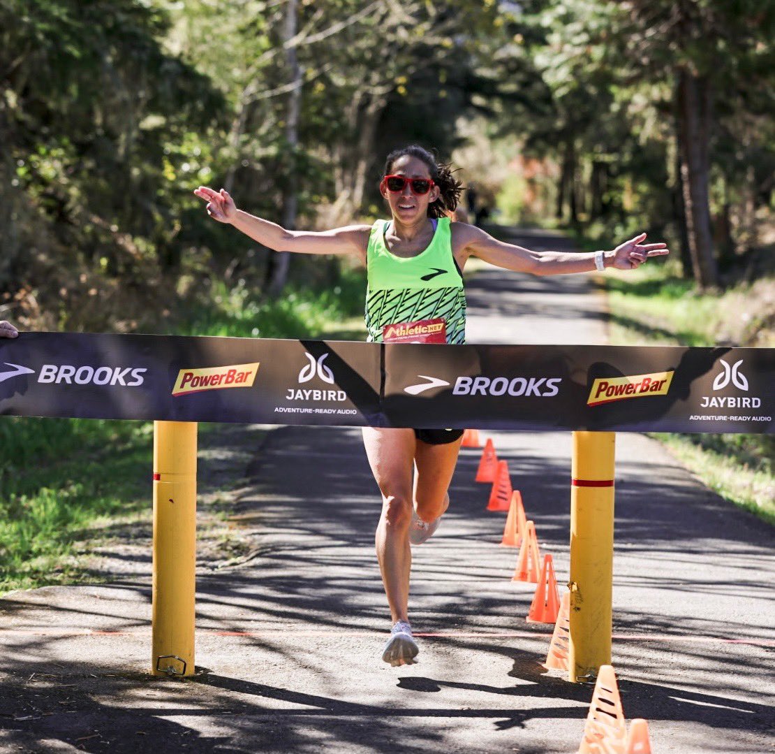 "There's value in showing up when you're not at your best and seeing what you can do. Who are you when it's rough?" - <a href="/des_linden/">des_linden</a> We catch up with One of our favorites on everything happening in her life including NYC prep and of course #cleansport cleansport.libsyn.com