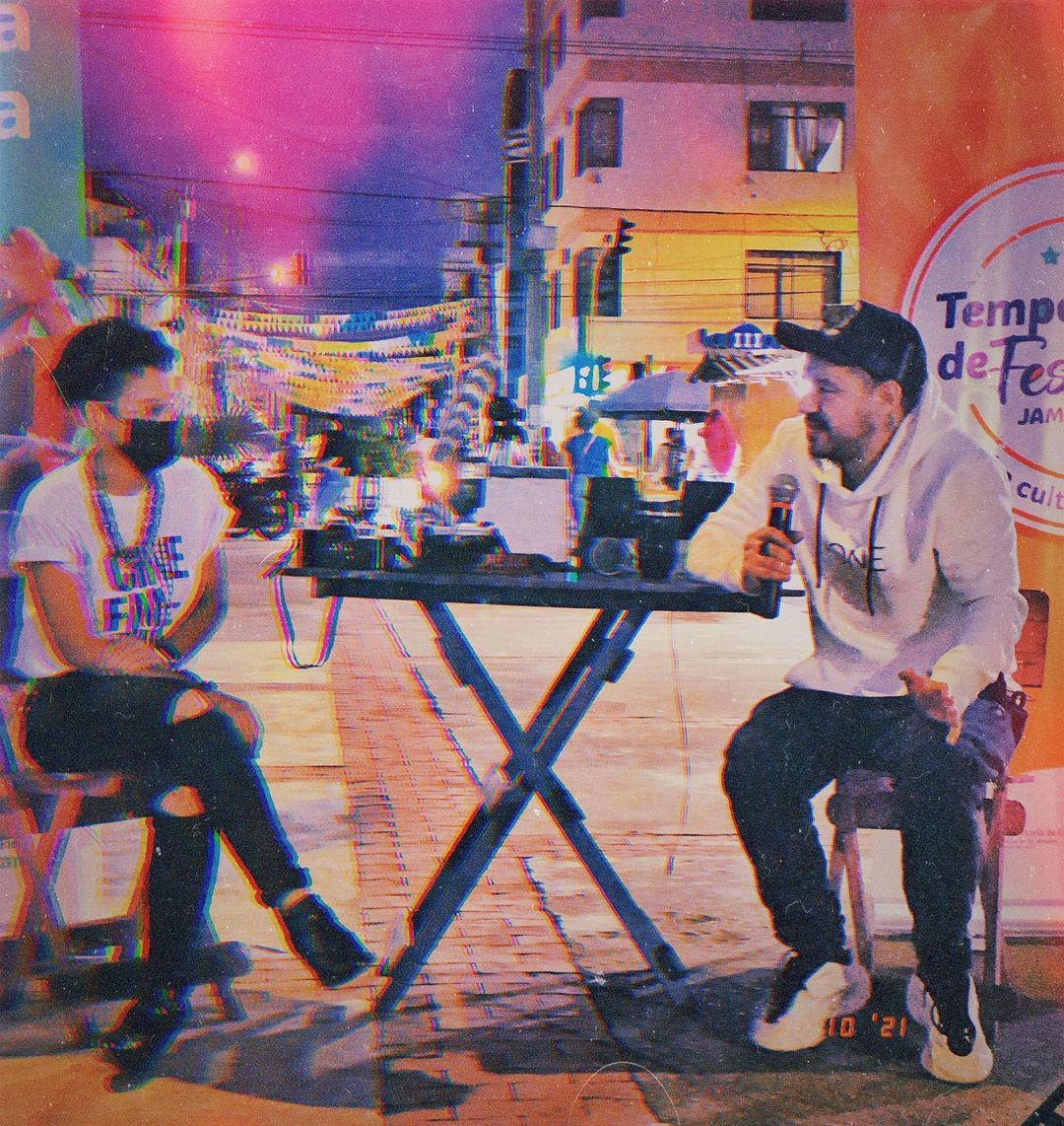 RogelioMovie's tweet photo. Hoy se llevó a cabo el inicio del “Cine Fan-Zine Festival” en #JamundiValle donde hablamos un poco de los inicios de CULPABLE films y las películas que hicimos hace más de 15 años en #Jamundi 🖤🎞 
Más! https://t.co/jMT5OlJkdu https://t.co/SmDkwRUI12