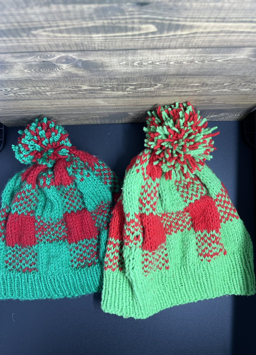 knittedinsanity's tweet photo. New products out today!  

https://t.co/7tl0tT2g2s #knitting #knittingtwitter #handmade https://t.co/GUBaX4aYCM