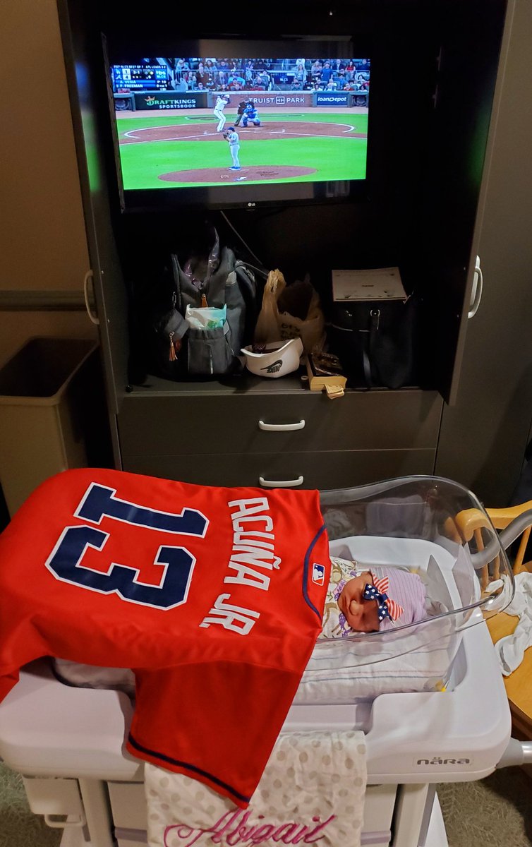 BrendaWPetty's tweet photo. Baby Abigail Jane born just hours before the Braves clinched the Pennant! Watching with Mommy and Daddy. ⚾️🎉👶🏻 #newestfan #luckycharm #gobraves #Braves https://t.co/zQ29ZEwfnB