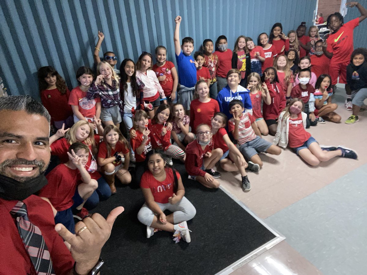 Kicking off <a href="/redribbonweek/">Red Ribbon</a> with our signed drug free pledges! #DrugFreeLooksLikeMe #Allfor1 <a href="/pascoschools/">Pasco County Schools</a> <a href="/SSES_Sharks/">SSES - Seven Springs Elementary</a>